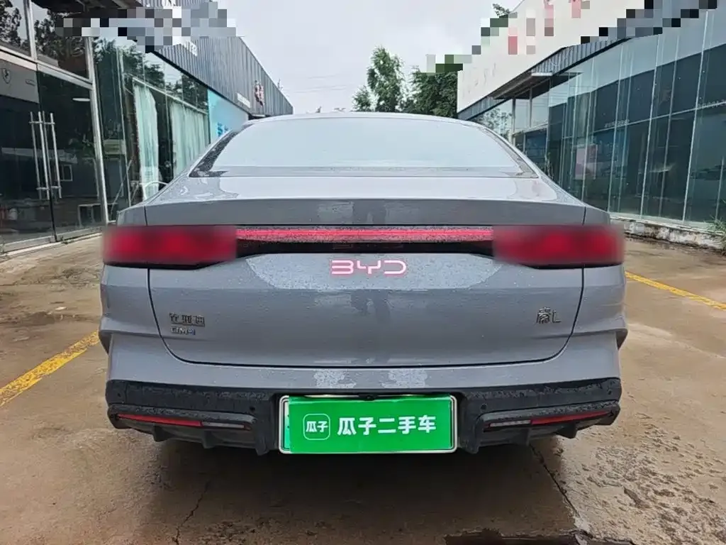 BYD Qin L — фото 8