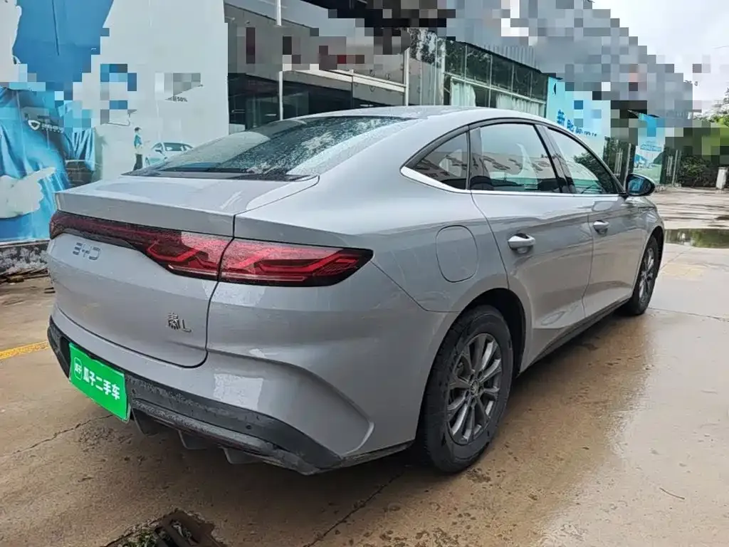 BYD Qin L — фото 10