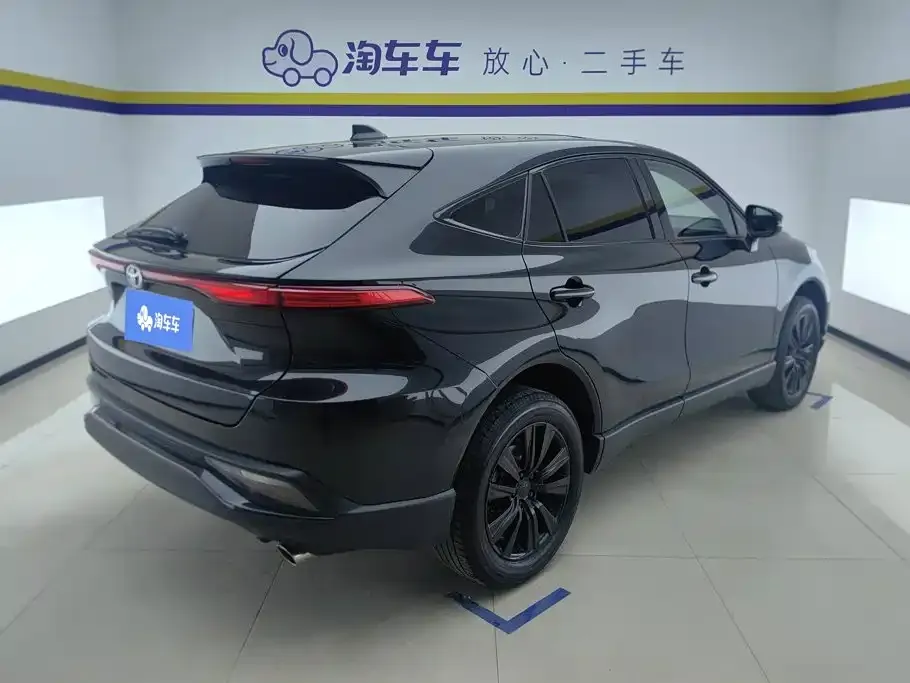 Toyota Harrier — фото 4