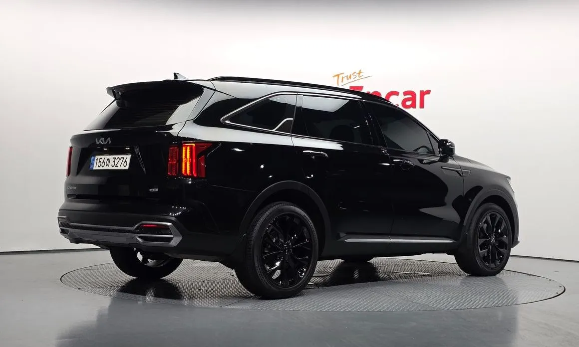 Kia Sorento — фото 9
