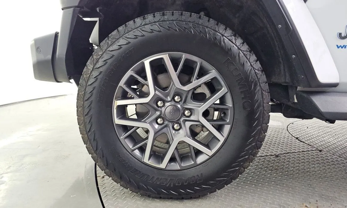 Jeep Wrangler 2022 из KR, фото 8