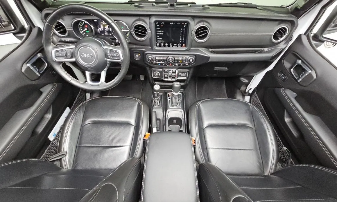 Jeep Wrangler 2022 из KR, фото 7