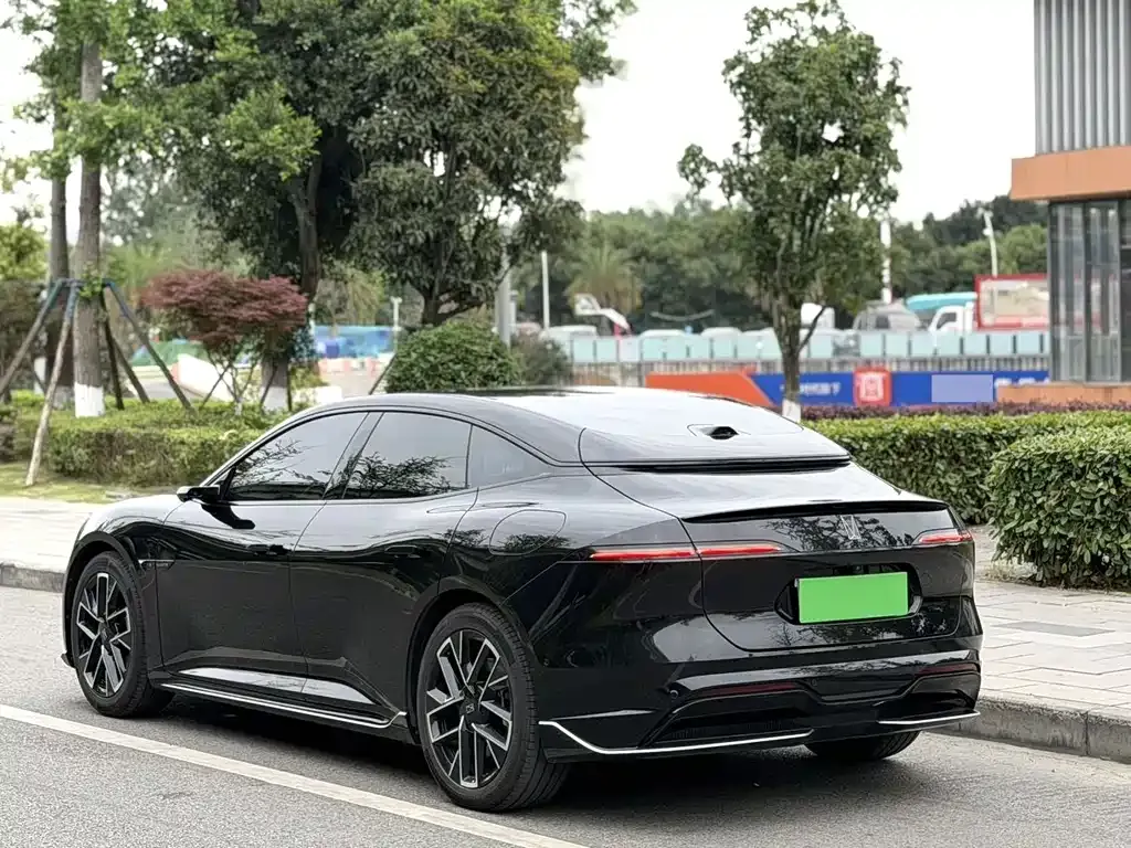Avatr 06 — фото 6