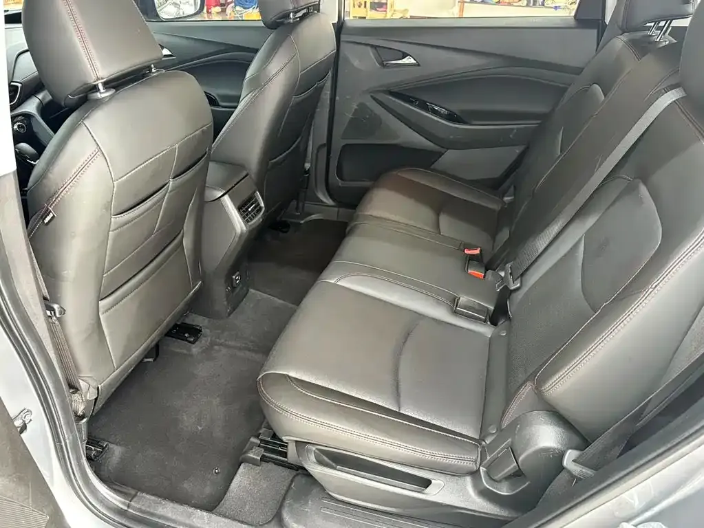 Chevrolet Volando 2022 из CN, фото 2