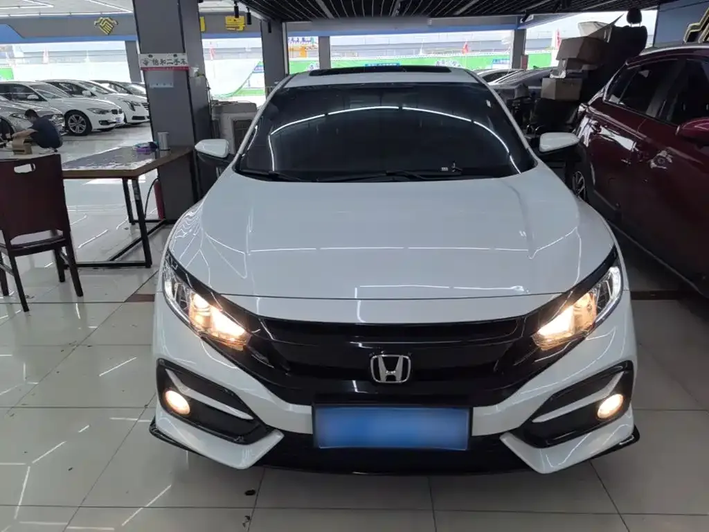 Honda Civic — фото 7