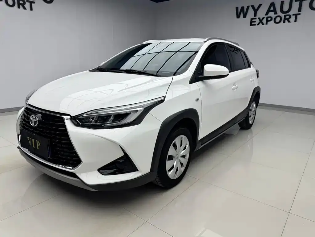 Toyota Yaris L