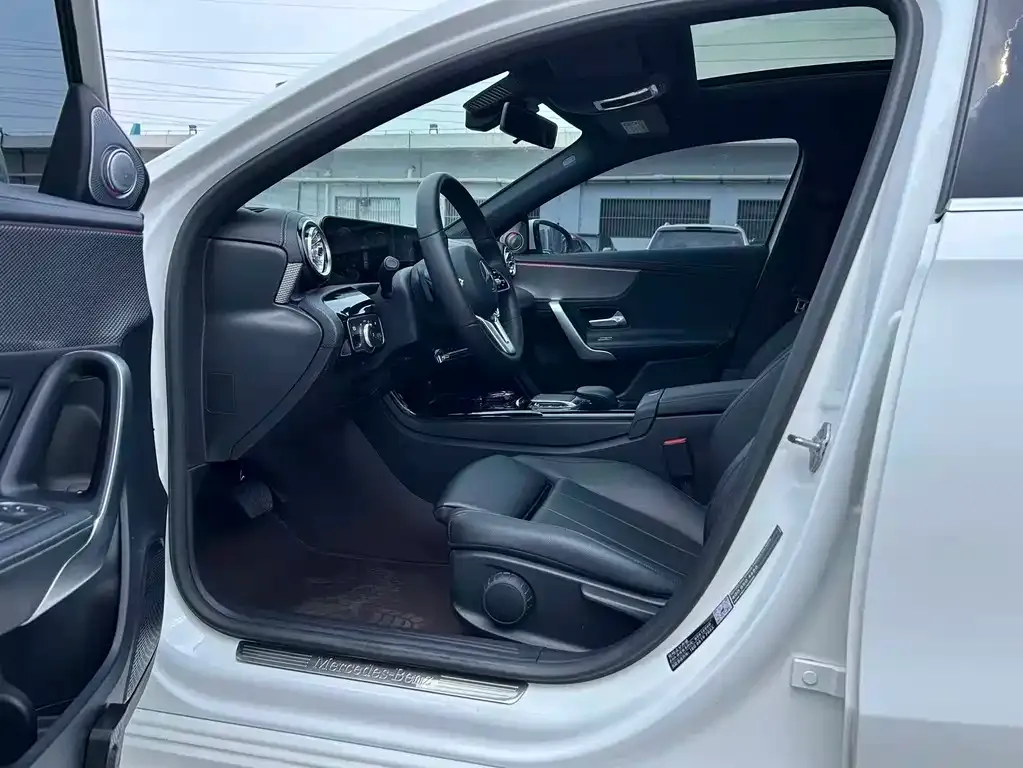 Mercedes-Benz A-Class 2021 из CN, фото 3