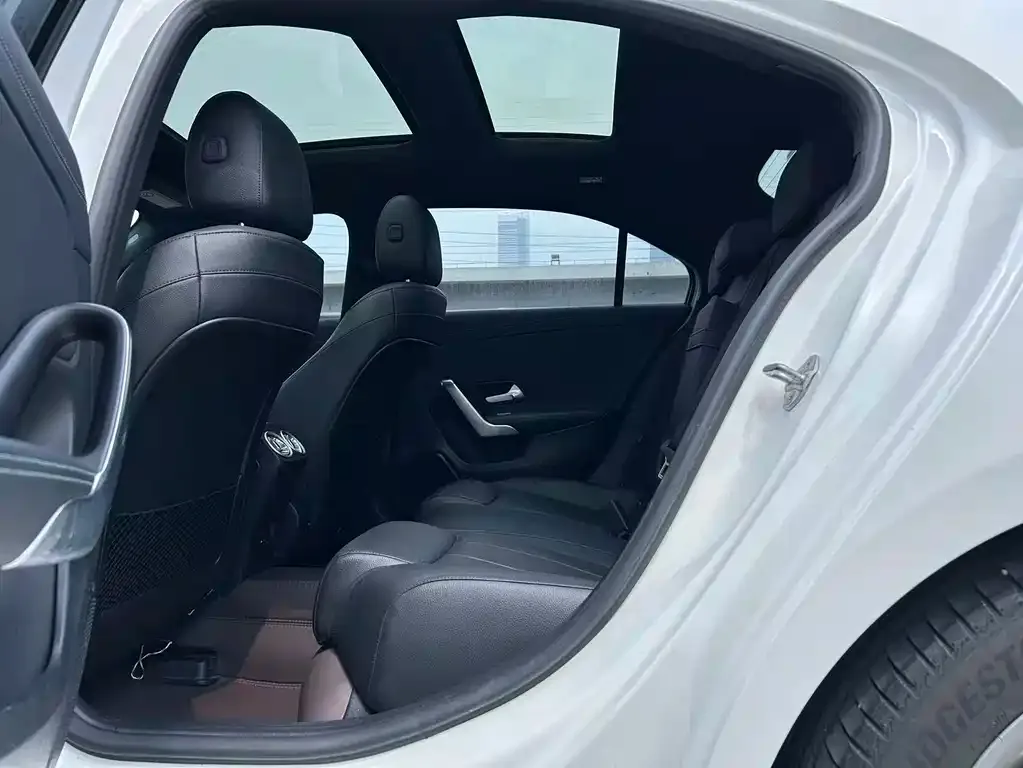 Mercedes-Benz A-Class 2021 из CN, фото 2
