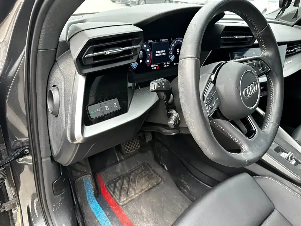 Audi A3 — фото 9