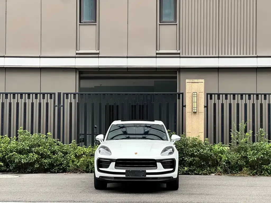 Porsche Macan — фото 10