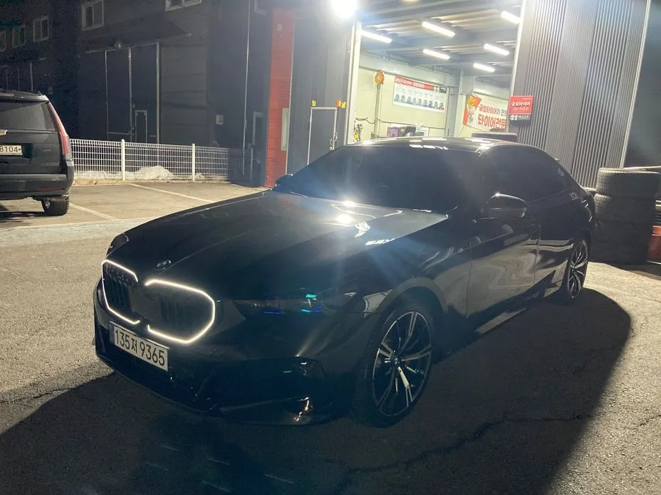 BMW 5-Series 2025 из KR, фото 2