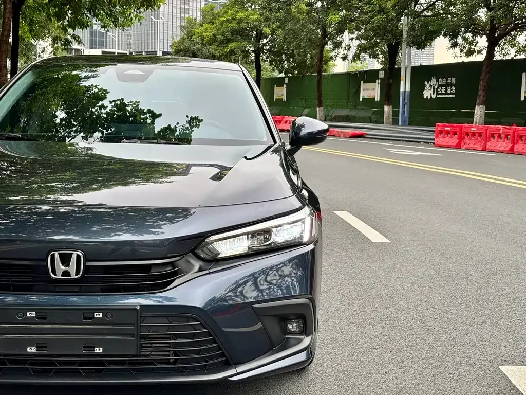 Honda Civic — фото 3