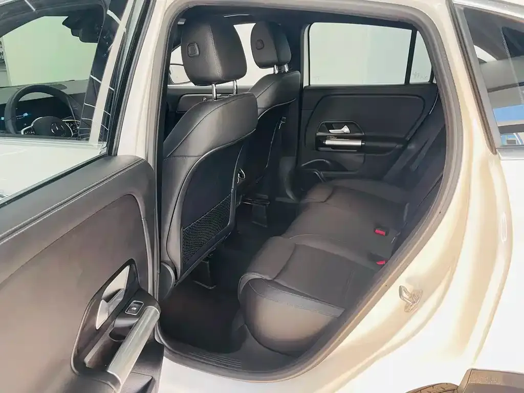Mercedes-Benz GLA — фото 2