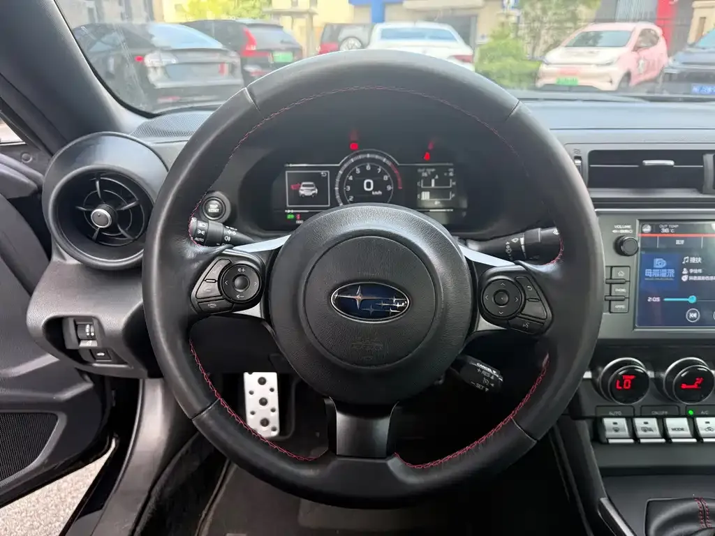 Subaru BRZ — фото 5