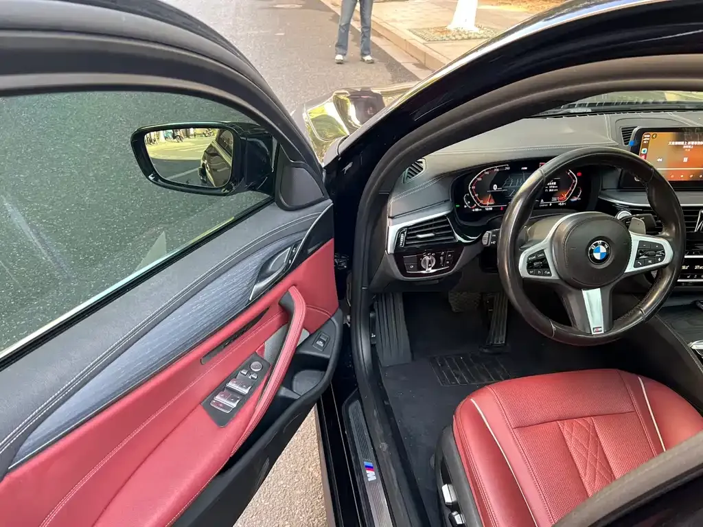 BMW 5 Series — фото 10