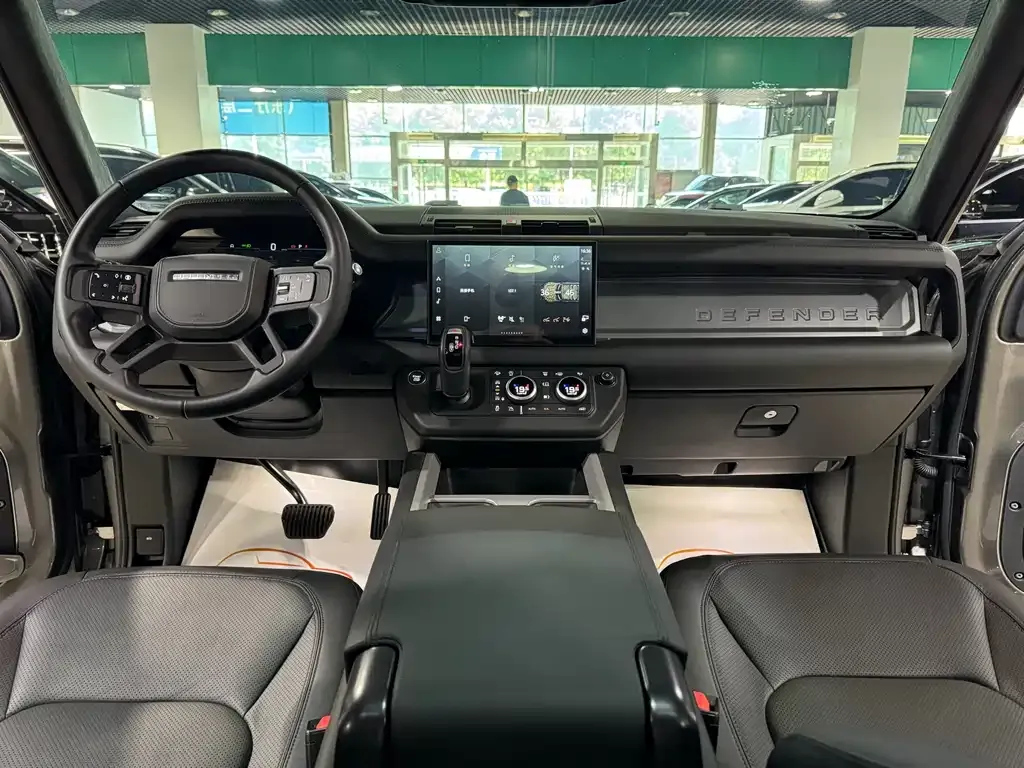 Land Rover Defender — фото 2