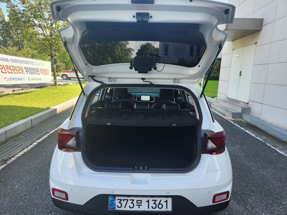 Hyundai Venue — фото 3