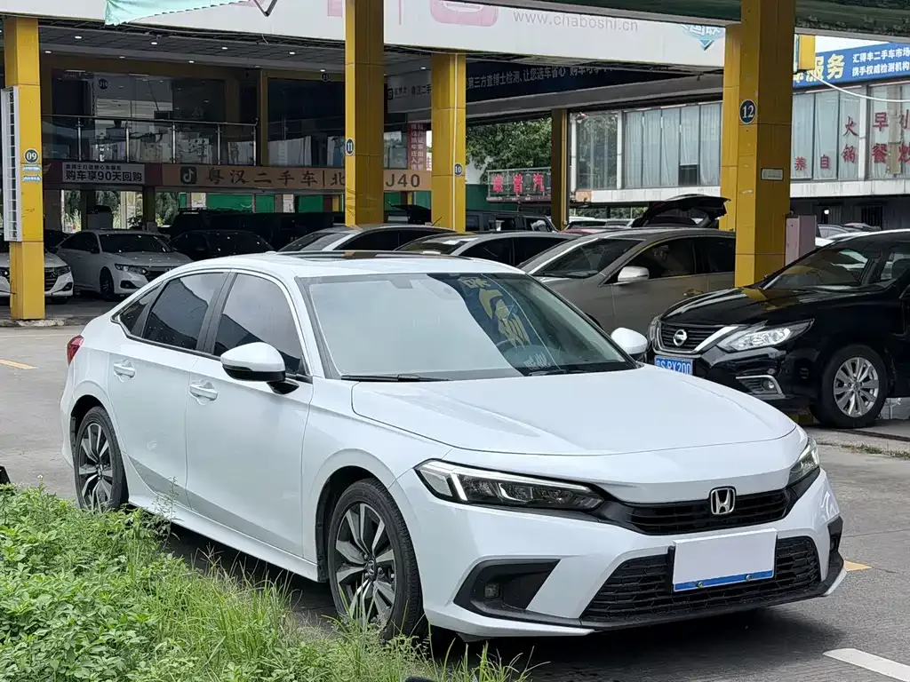 Honda Civic — фото 10