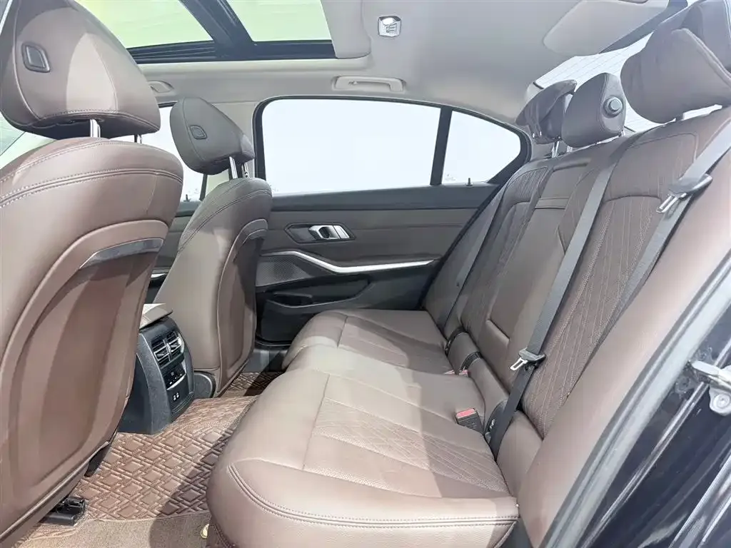 BMW 3 Series — фото 10