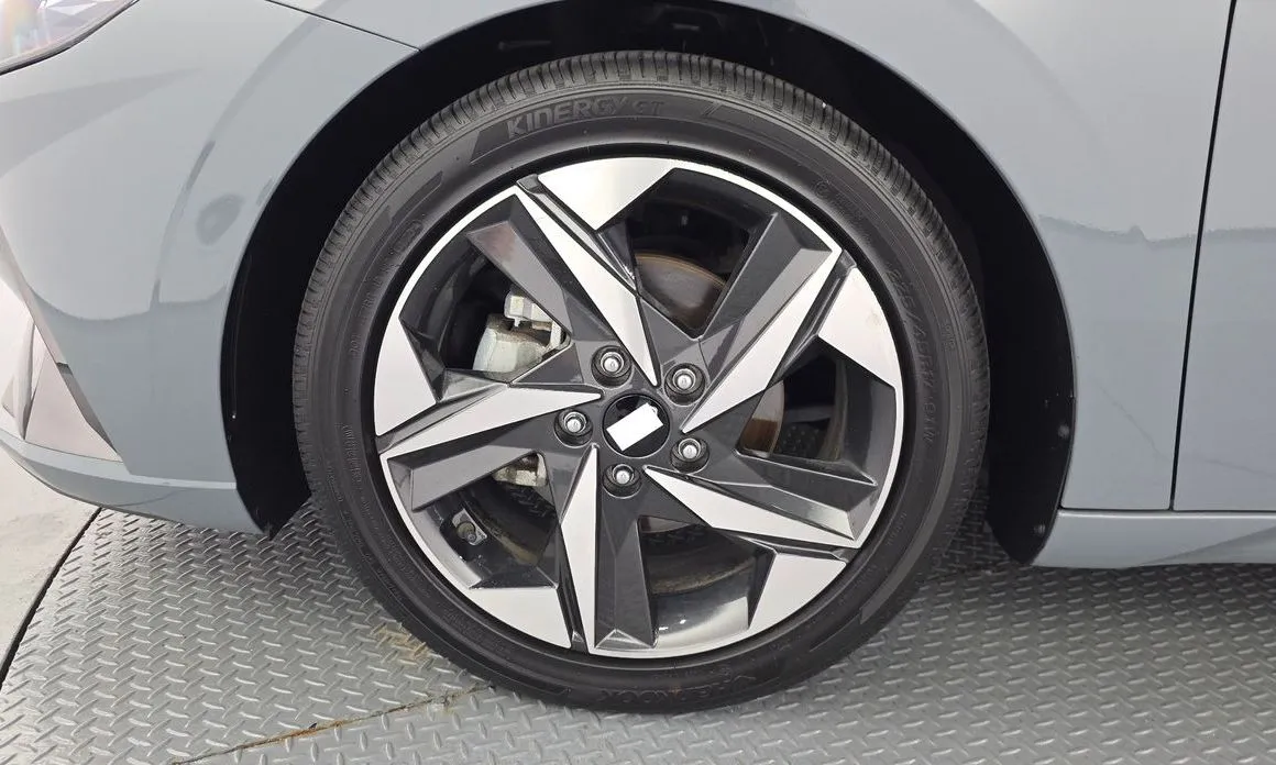 Hyundai AVANTE — фото 9