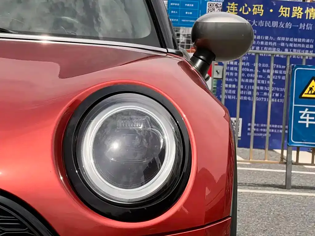 MINI Clubman — фото 8
