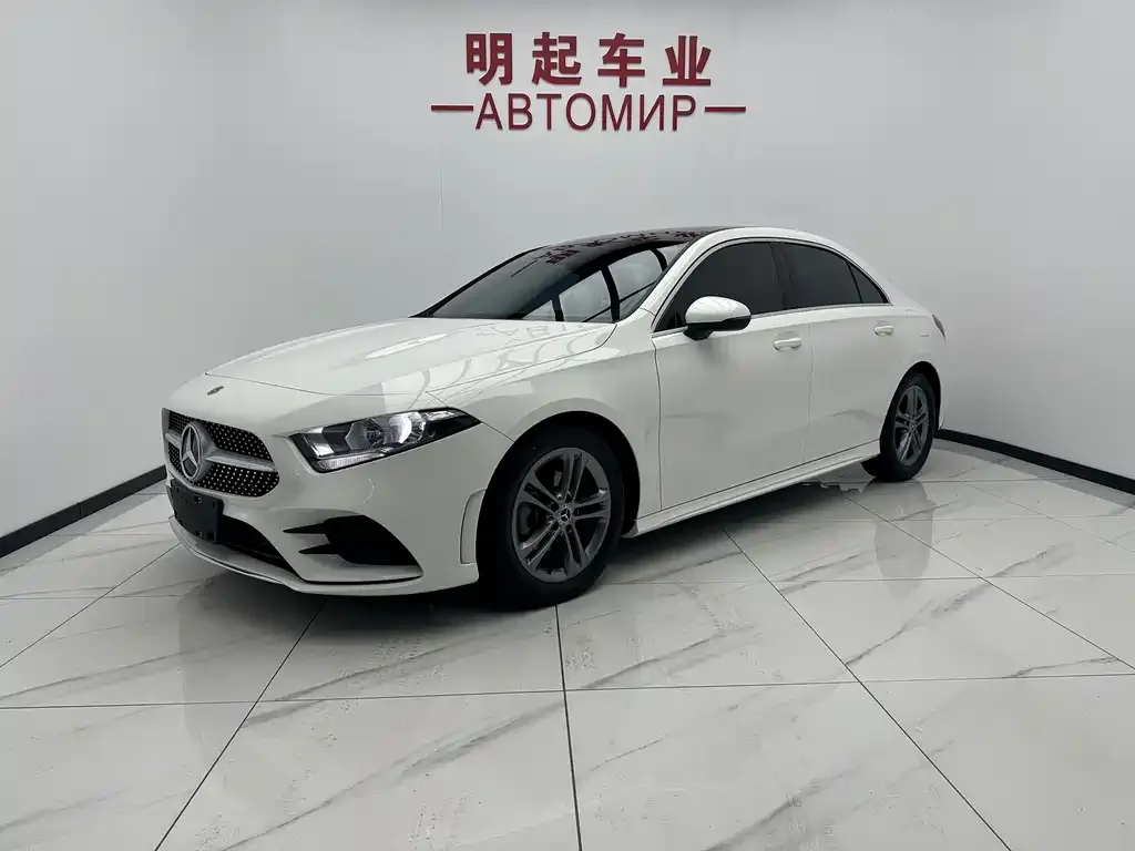 Mercedes-Benz A-Class — фото 1
