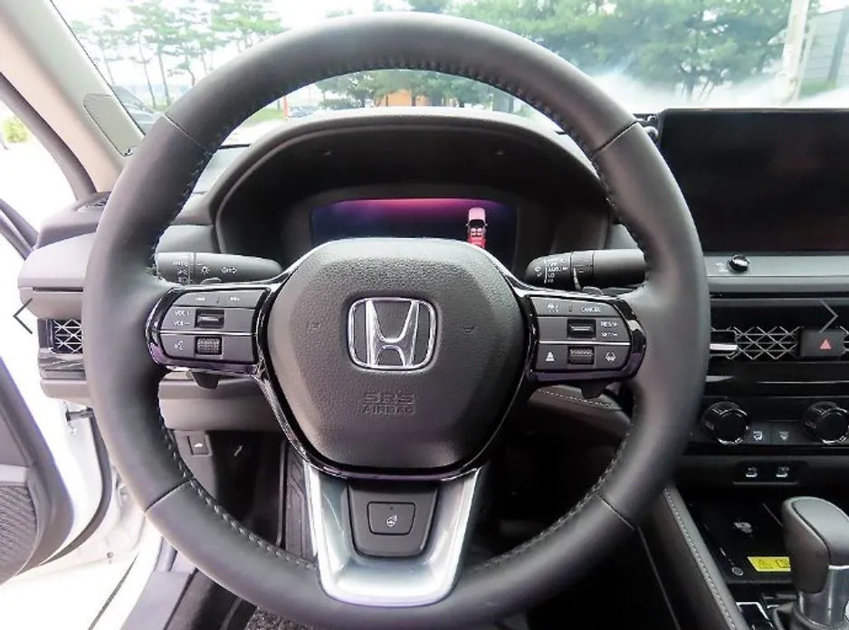 Honda Accord — фото 9
