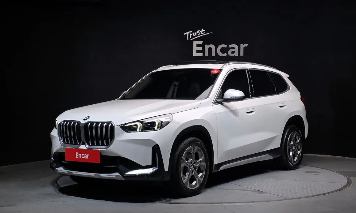 BMW X1 — фото 1