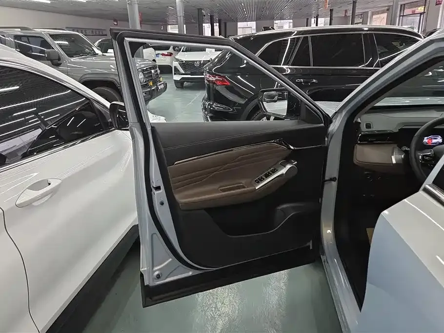 GAC Motor Trumpchi GS4 — фото 9