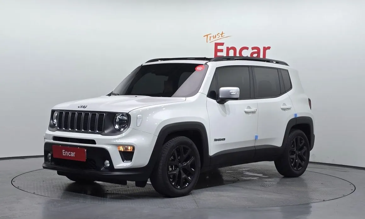 Jeep Renegade — фото 1