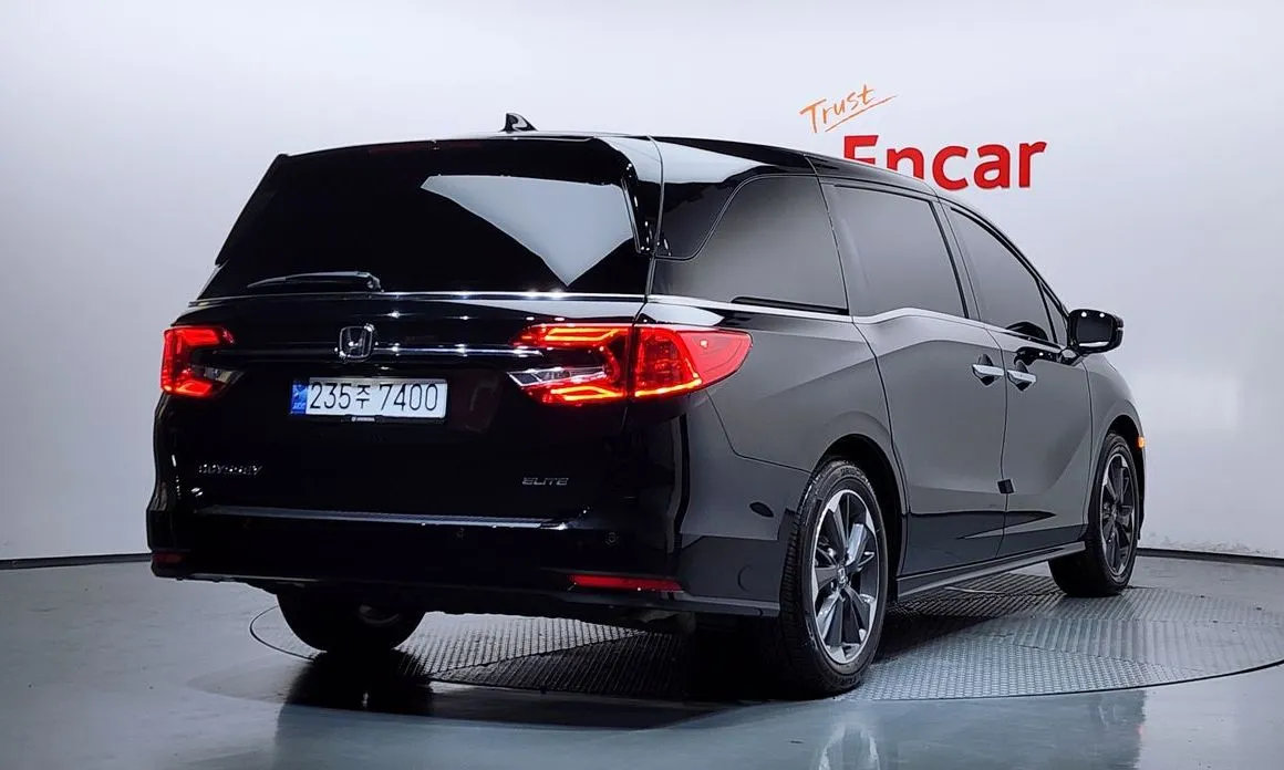 Honda Odyssey 2023 из KR, фото 3