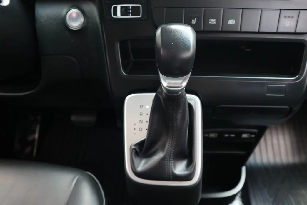 Hyundai Staria — фото 3