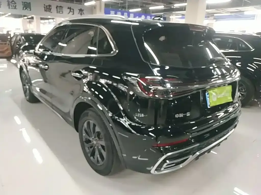 Hongqi HS5 — фото 3