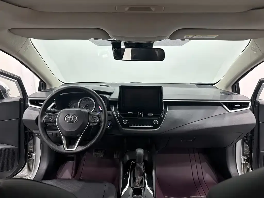 Toyota Corolla — фото 2