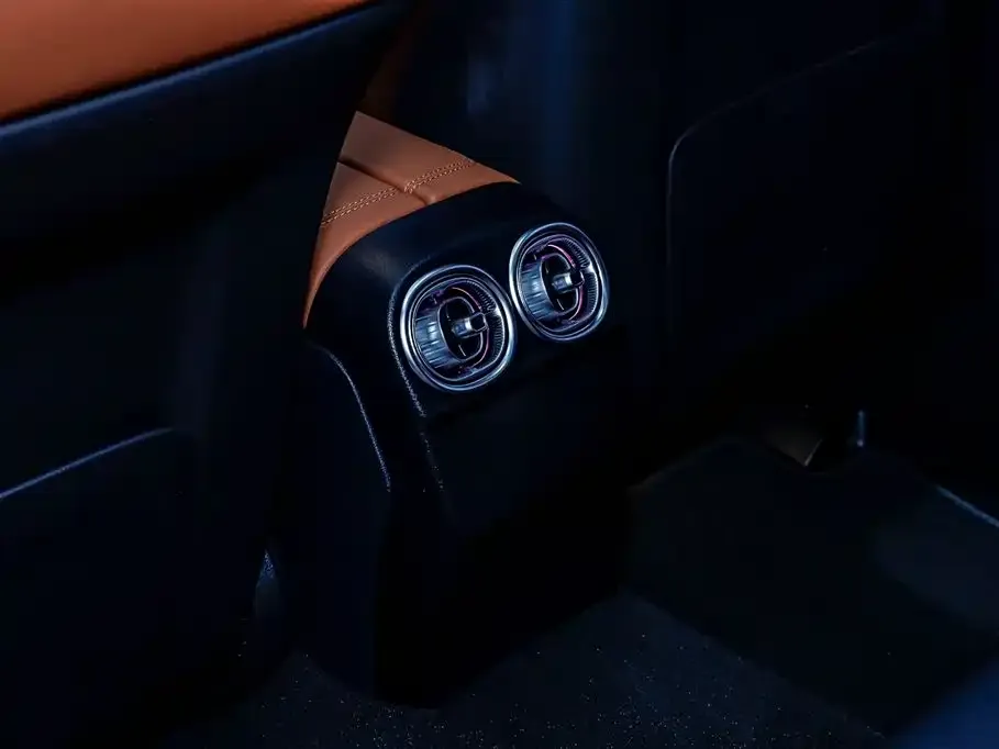 Mercedes-Benz C-Class New Energy — фото 2