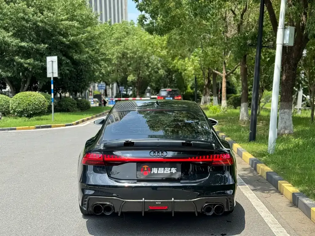 Audi A7 — фото 9