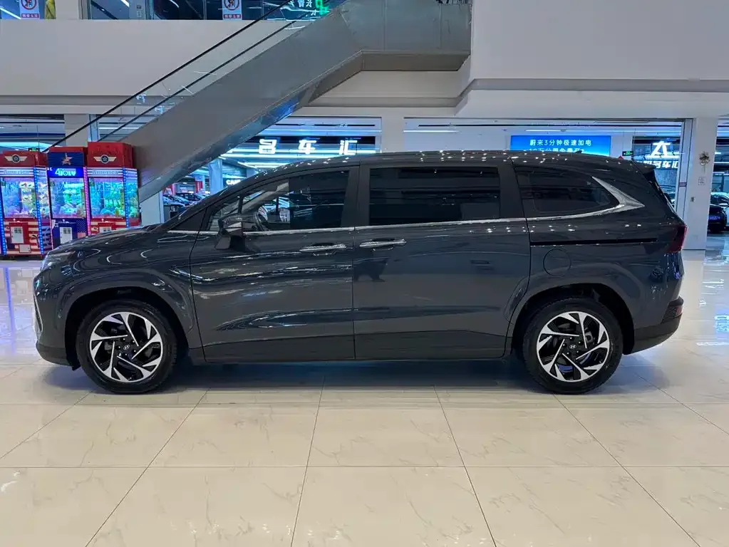 Hyundai Custo — фото 4