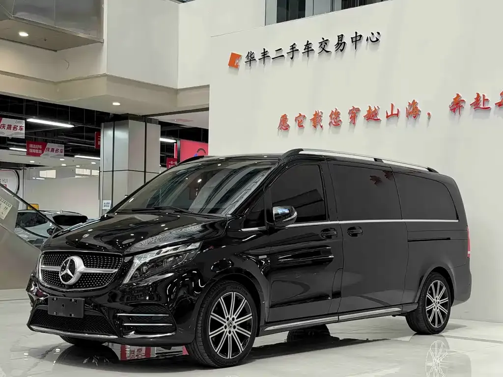 Mercedes-Benz V-Class — фото 1