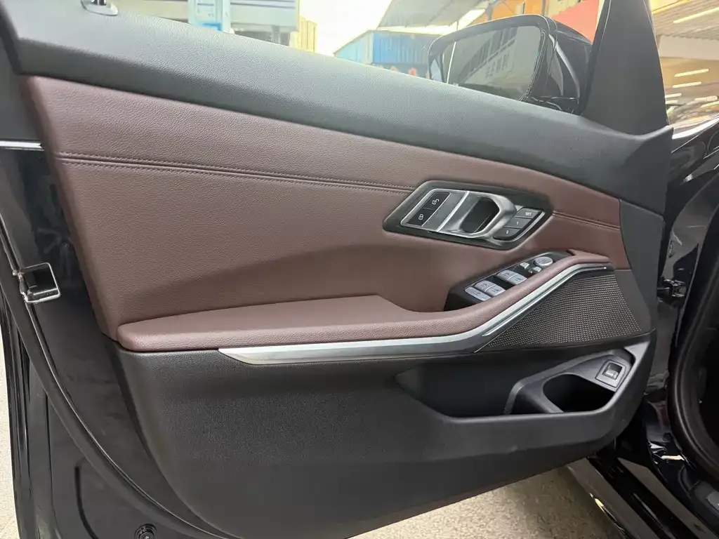 BMW 3 Series — фото 10