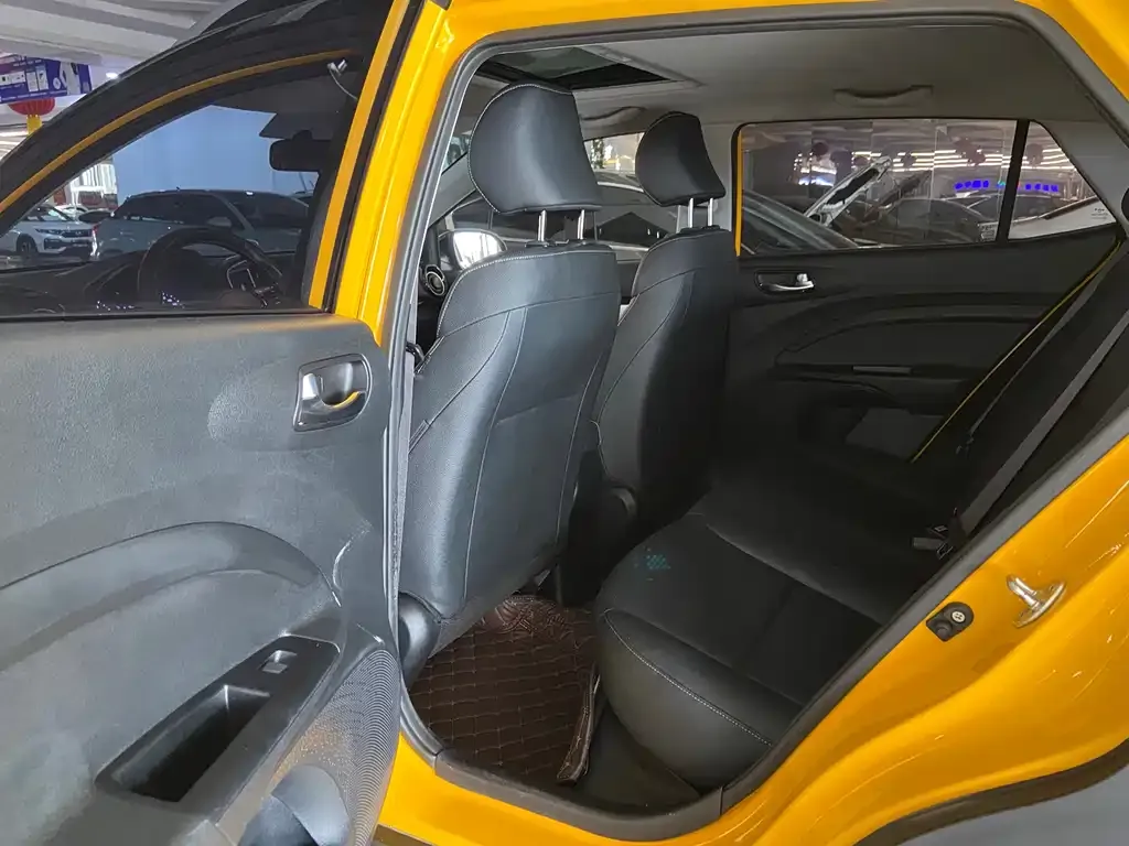 Kia KX1 — фото 3