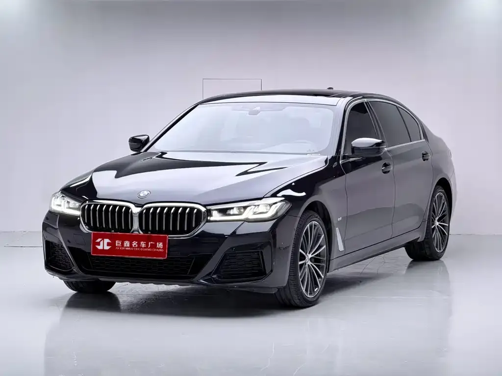 BMW 5 Series — фото 1