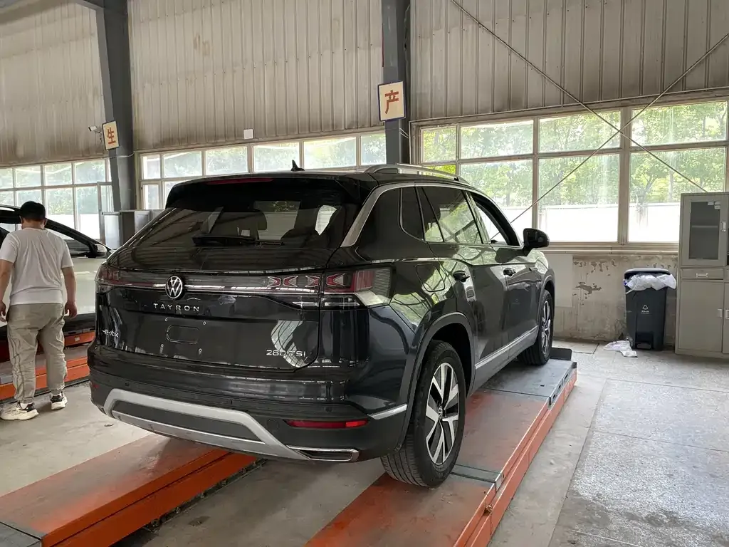 Volkswagen Tayron 2022 из CN, фото 6