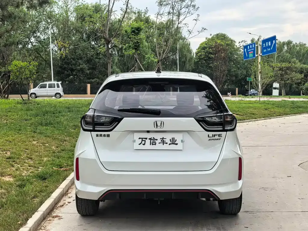 Honda Life — фото 10