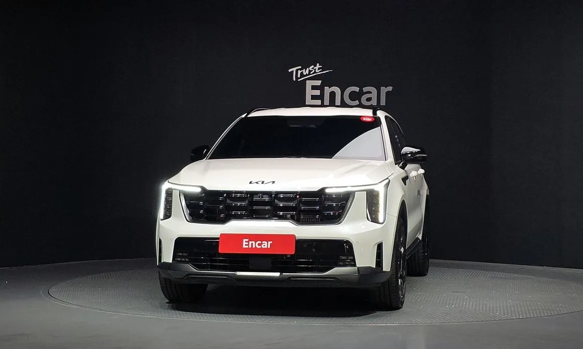 Kia Sorento — фото 9