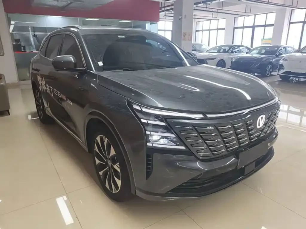 Changan CS75PLUS — фото 2