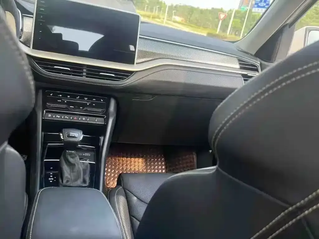 Skoda Kodiaq 2024 из CN, фото 2