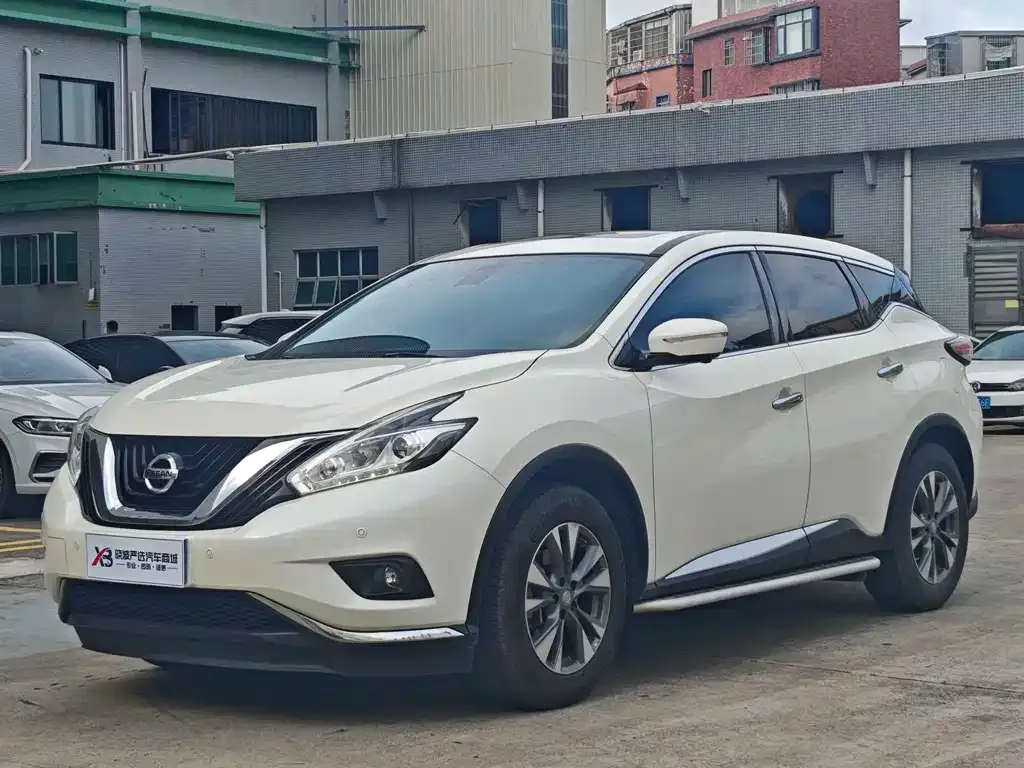 Nissan Murano — фото 1