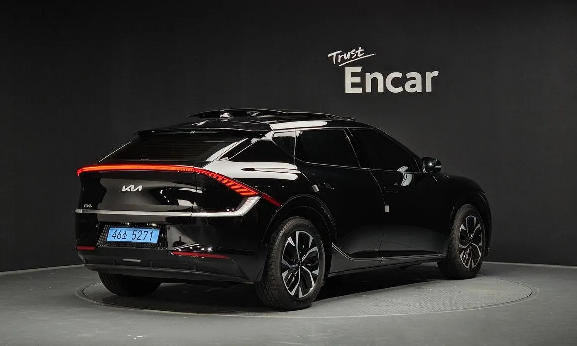 Kia EV6 — фото 7