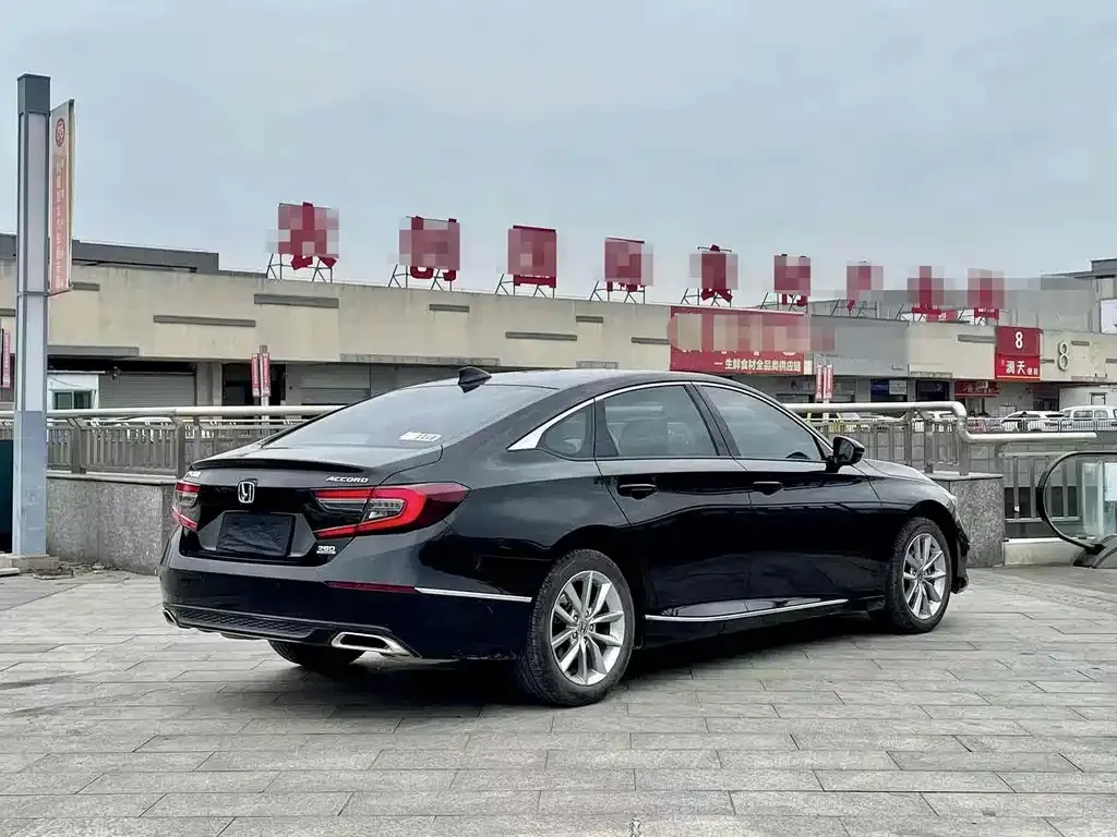 Honda Accord — фото 5