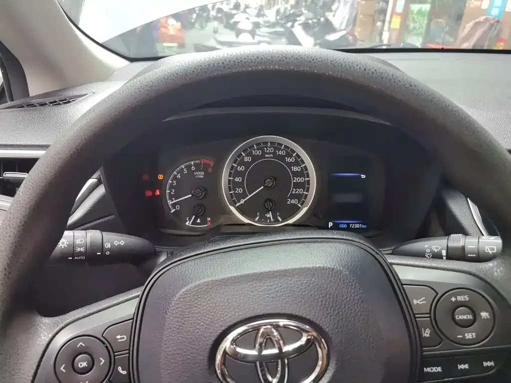 Toyota Corolla Cross — фото 9